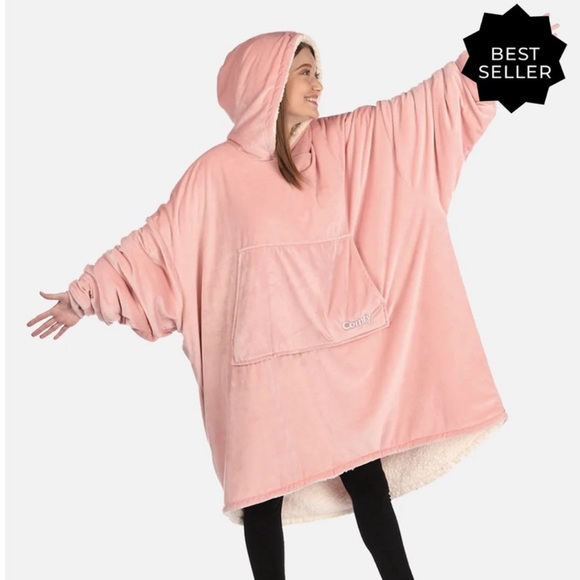 The Comfy Dream Blanket Hoodie Original Wearable Sherpa Lined Pink One Size - Picture 1 of 4